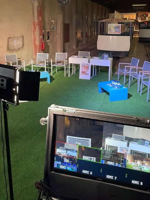 Dentro de 15 minutos (20h) começa o debate com os candidatos à Junta de Freguesia da Costa da Caparica!

Junta-te a nós para acompanhar a discussão sobre o futuro da freguesia — ao vivo ou online.
Participa, ouve e faz parte da conversa sobre a Costa da Caparica!

Local: Hangar do Transpraia, Praia da Riviera
🎥 Em direto no YouTube: VoxPop Laboratório Cívico

https://youtube.com/@voxpoplaboratoriocivico?si=OqZLIqI-wtFXRhh-

#CostaDaCaparica #DebateAutárquico #VoxPopLaboratórioCívico #AmigosDoTranspraia #CidadaniaAtiva